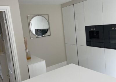 paint and decor services 42